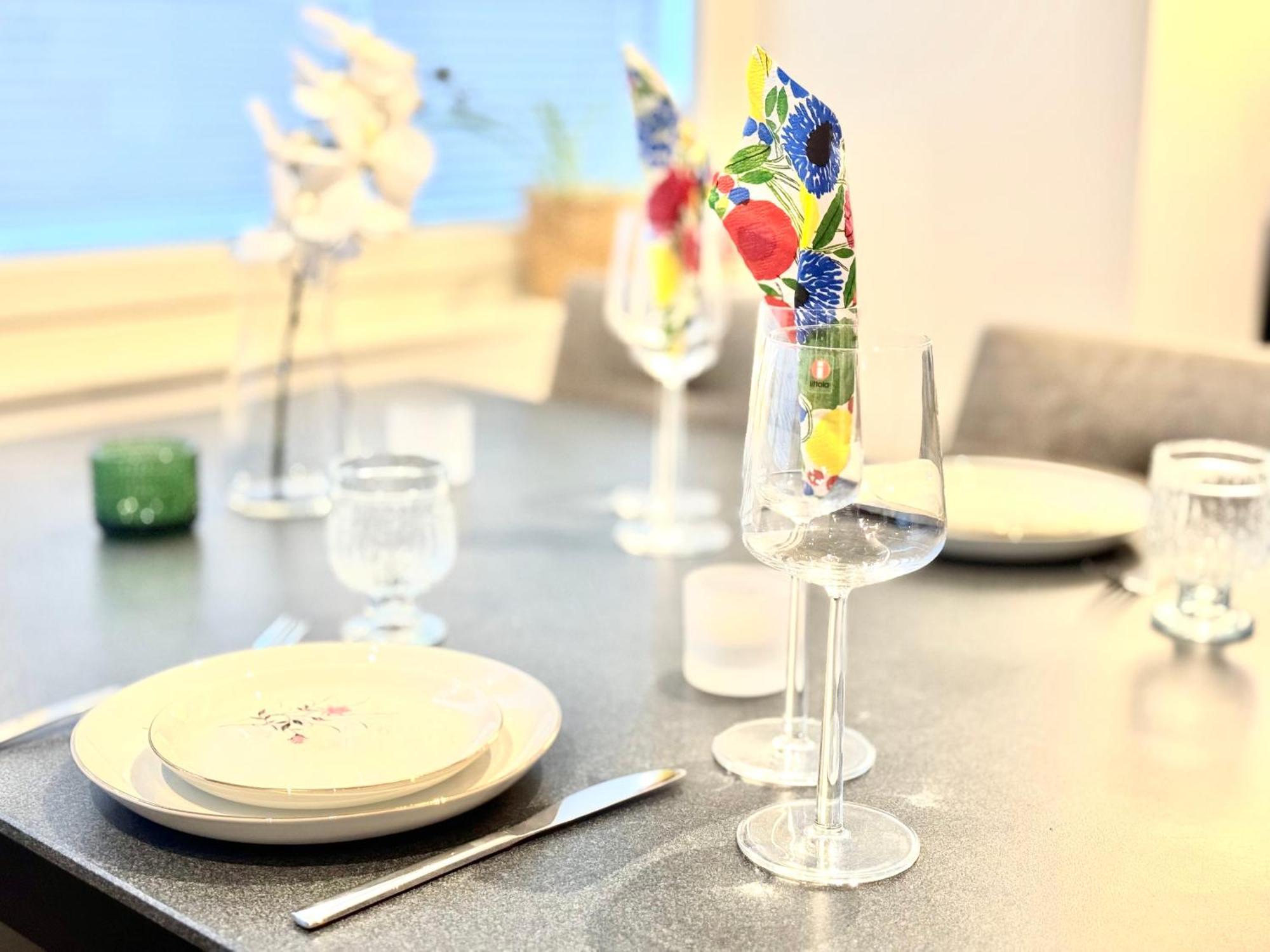 Turku Central Luxury Modern Cozy Flat 69M2 Apartment Ngoại thất bức ảnh